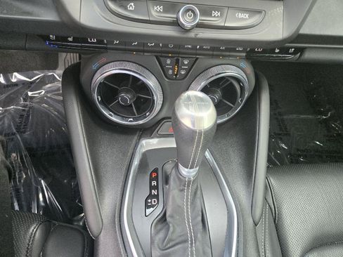 Used 2016 Chevrolet Camaro LT RWD image 33