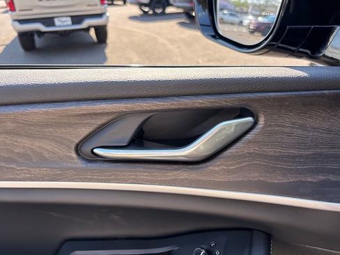 New 2026 Jeep Grand Cherokee Altitude AWD/4WD image 14