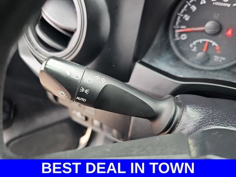 Used 2021 Toyota Tacoma SR AWD/4WD image 24