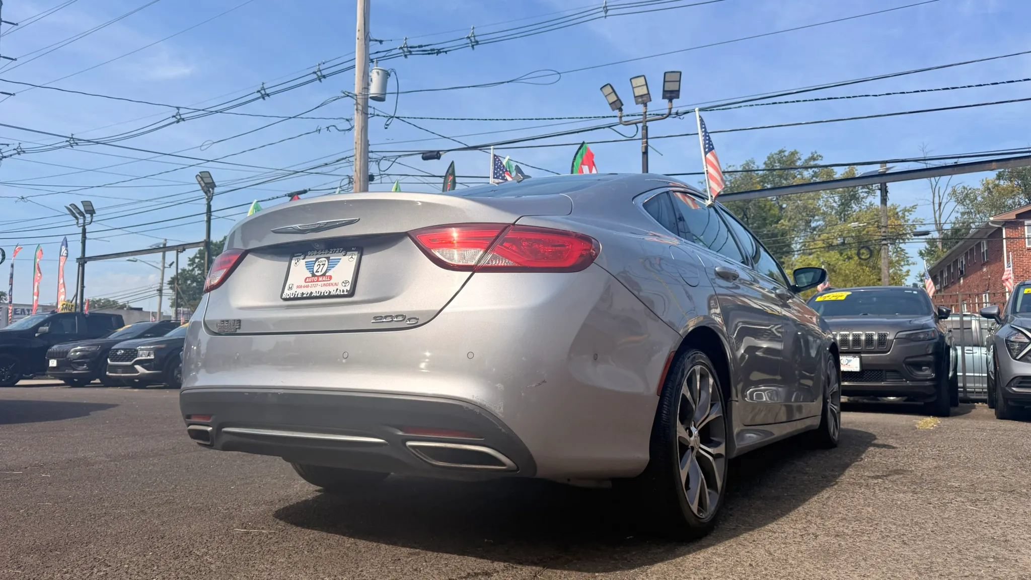 Used 2015 Chrysler 200 C w/ Navigation & Sound Group I FWD image 9