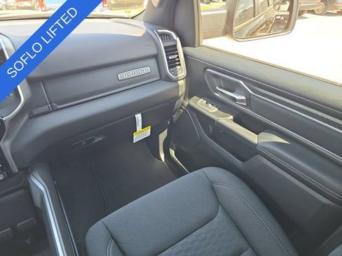 New 2026 RAM 1500 Big Horn AWD/4WD image 12