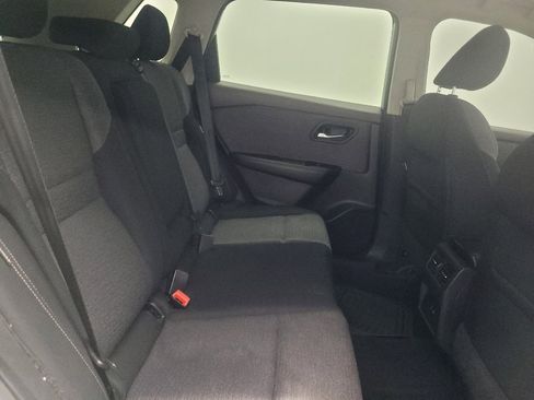 Used 2021 Nissan Rogue SV FWD image 19
