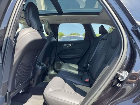 Used 2023 Volvo XC60 B5 Ultimate w/ Climate Package AWD/4WD image 12