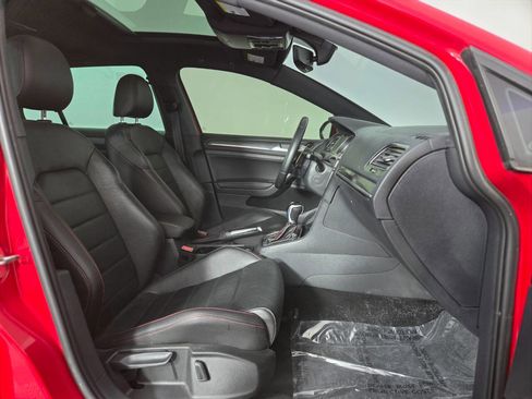 Used 2020 Volkswagen GTI SE FWD image 30