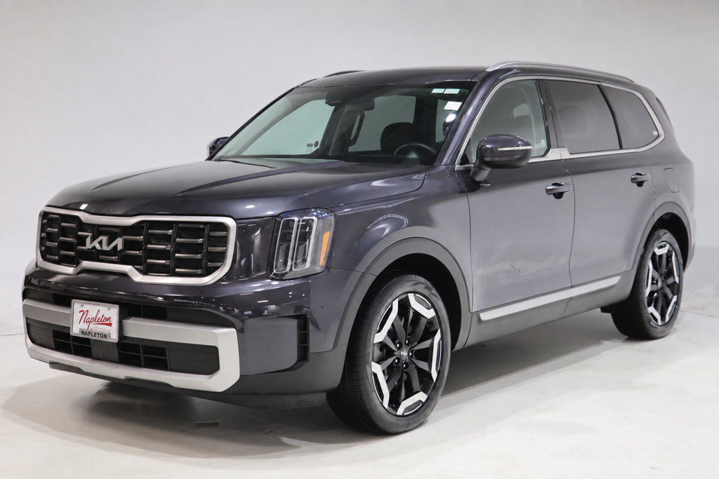 Used 2025 Kia Telluride S AWD/4WD image 3
