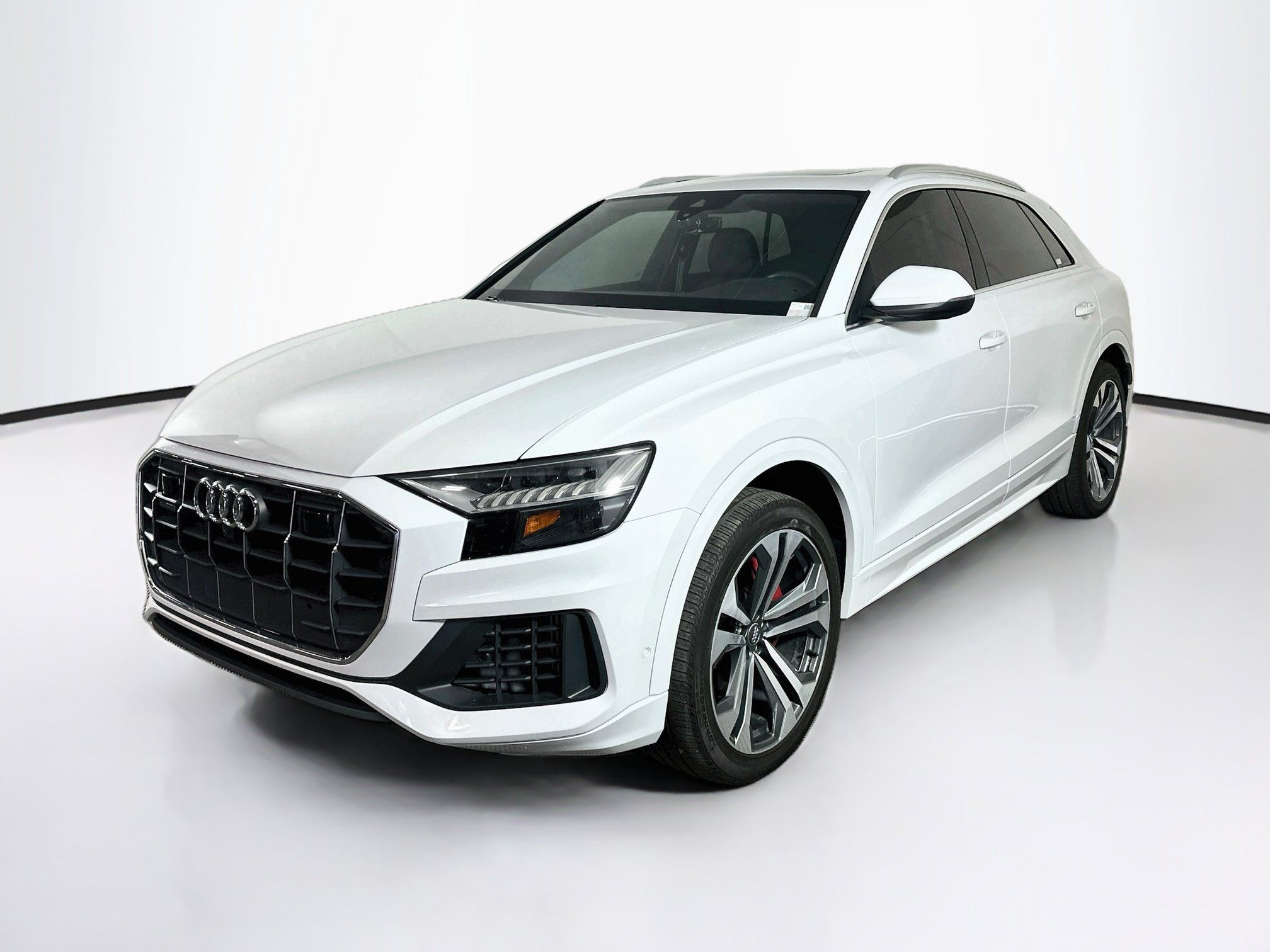 Used 2019 Audi Q8 Premium Plus AWD/4WD image 3
