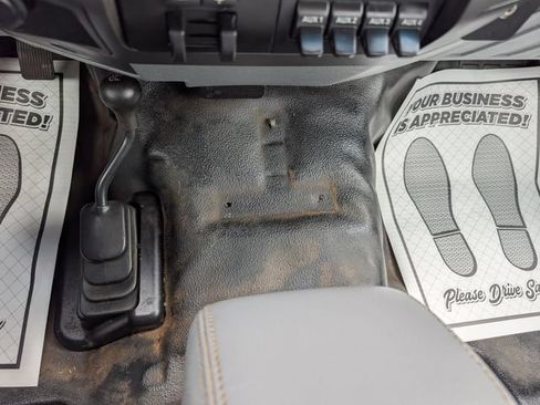 Used 2011 Ford F450 XL AWD/4WD image 21