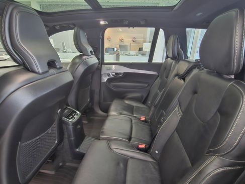 Certified 2022 Volvo XC90 T8 R-Design w/ Advanced Package image 17