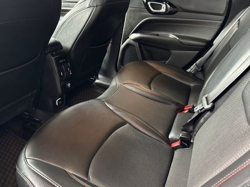 Used 2024 Jeep Compass Trailhawk image 12