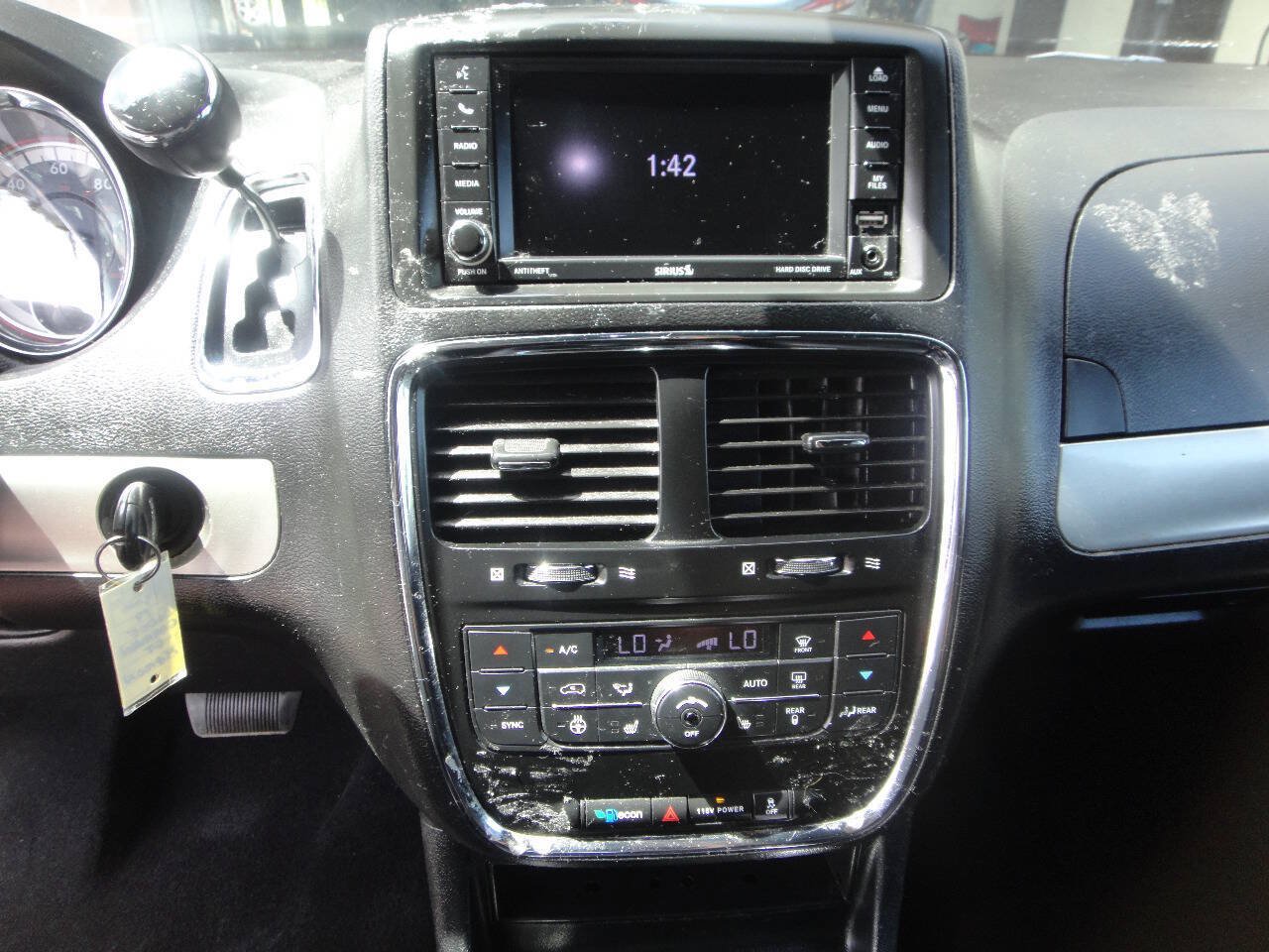 Used 2019 Dodge Grand Caravan GT FWD image 8