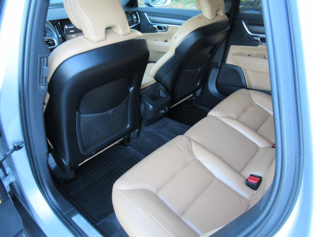 Used 2019 Volvo V90 T6 Cross Country w/ Advanced Package AWD/4WD image 9