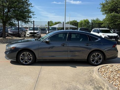 Used 2023 Honda Accord EX image 2