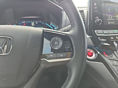 Used 2024 Honda Odyssey Touring image 23