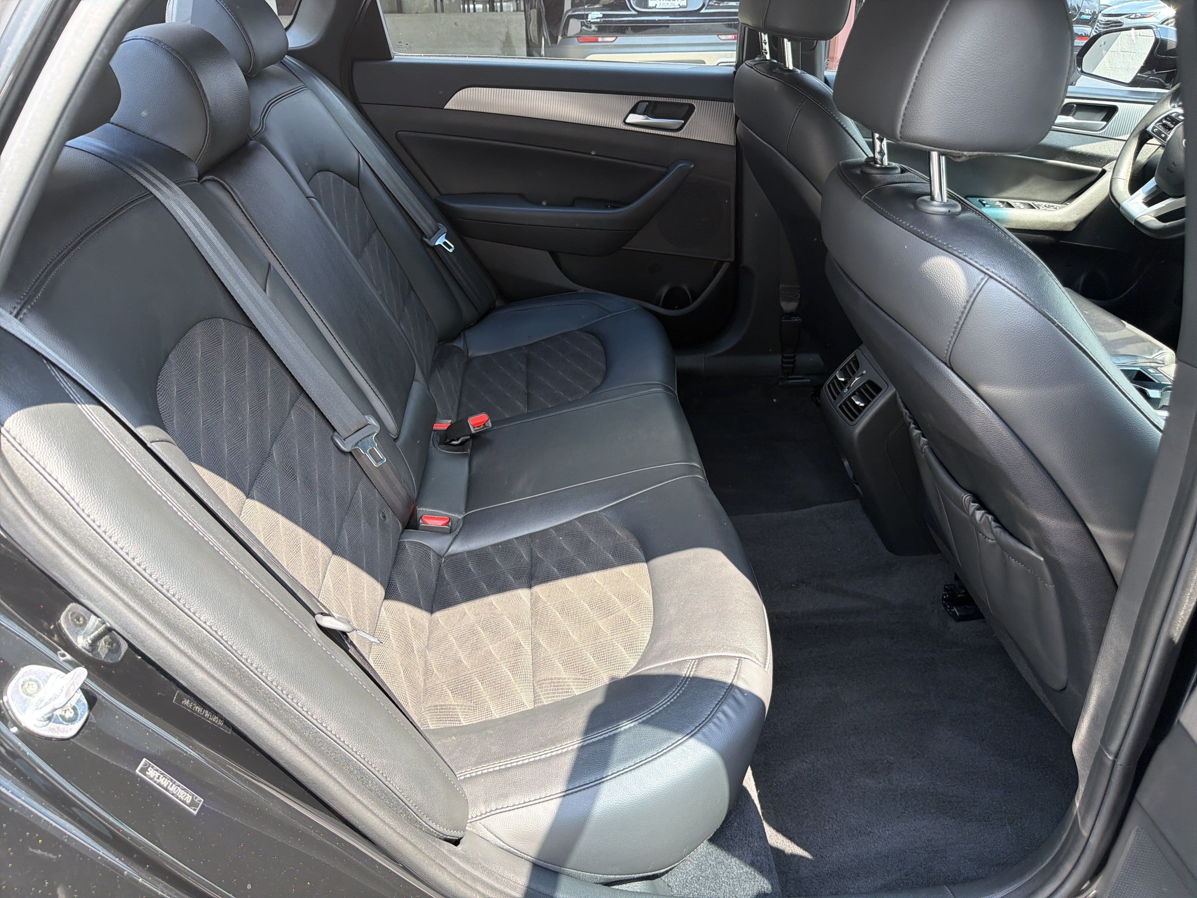 Used 2018 Hyundai Sonata Sport FWD image 15