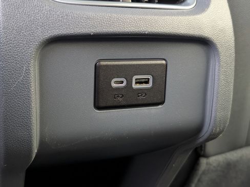 Used 2022 Chevrolet Blazer LT image 35