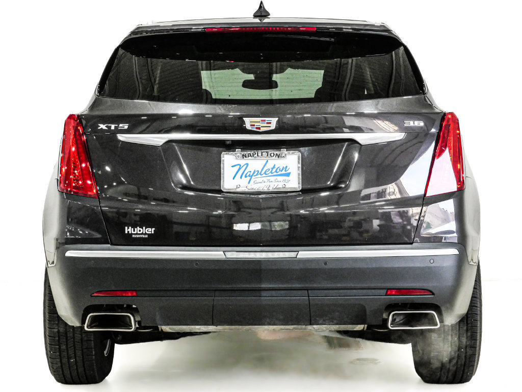 Used 2018 Cadillac XT5 Luxury w/ Driver Awareness Package FWD image 8