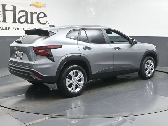 New 2026 Chevrolet Trax LS FWD image 28
