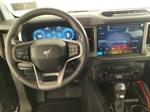 New 2025 Ford Bronco Big Bend w/ Black Diamond Package image 16