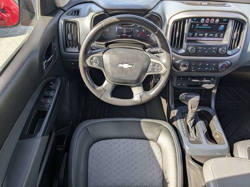 Used 2017 Chevrolet Colorado Z71 RWD image 13