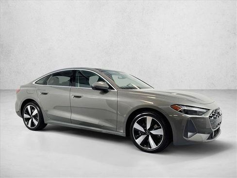 Used 2025 Audi A5 2.0T Premium Plus w/ Premium Plus AWD/4WD image 3