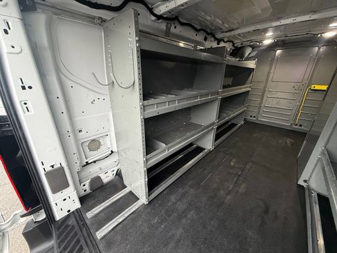 Used 2023 Ford Transit 250 Low Roof AWD image 16