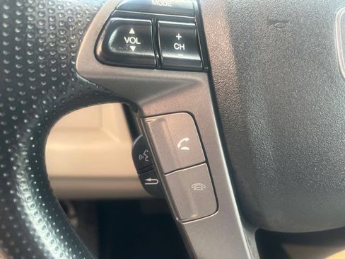 Used 2015 Honda Pilot EX image 11