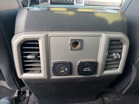 Used 2020 Ford F250 Lariat image 14