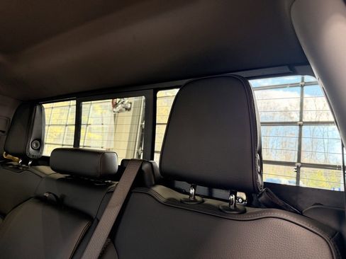 Used 2024 GMC Sierra 2500 Denali w/ Denali Reserve Package image 25