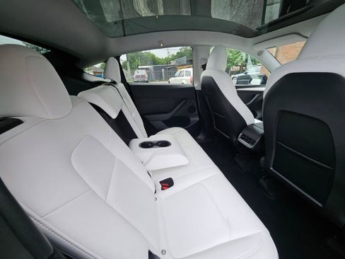Used 2023 Tesla Model Y Long Range AWD/4WD image 69