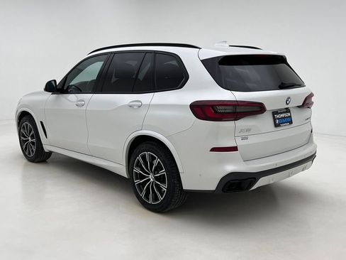 Used 2022 BMW X5 xDrive40i w/ M Sport Package image 9