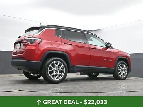 Used 2025 Jeep Compass Limited AWD/4WD image 45