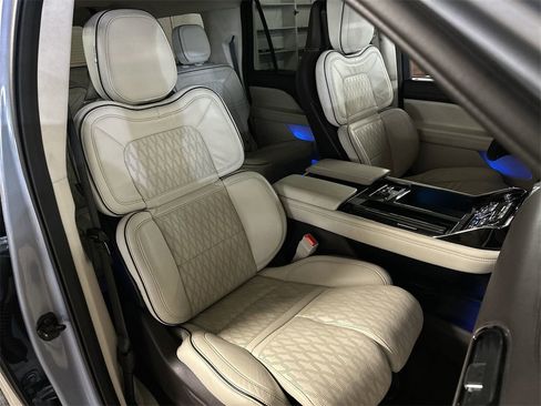 Used 2024 Lincoln Navigator L Black Label image 27
