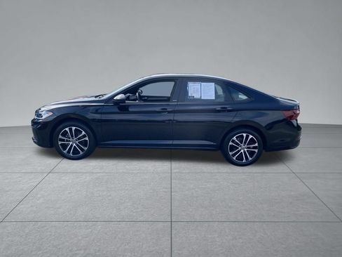 Used 2025 Volkswagen Jetta Sport FWD image 4