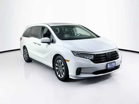 Used 2023 Honda Odyssey EX-L image 3