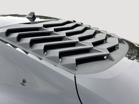 Used 2024 Ford Mustang EcoBoost image 21