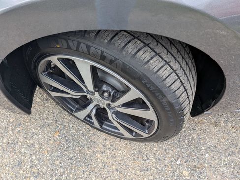 Used 2016 Nissan Maxima Platinum FWD image 11