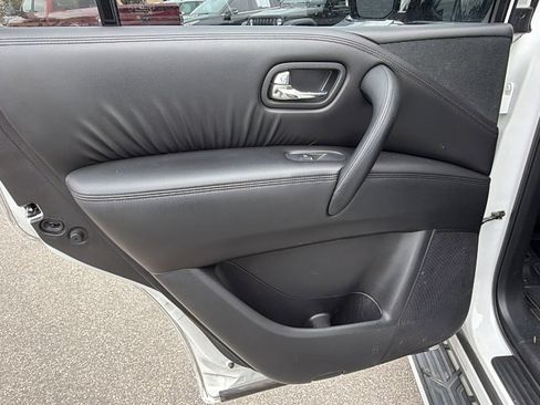 Used 2022 Nissan Armada SV w/ SV Appearance Package image 23