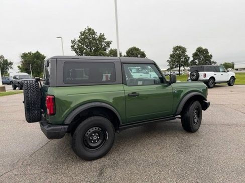 Used 2022 Ford Bronco Black Diamond AWD/4WD image 16