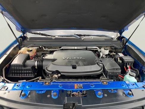 Used 2019 Chevrolet Colorado Z71 AWD/4WD image 10
