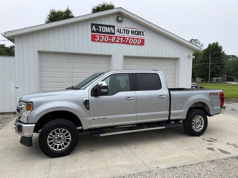 Used 2021 Ford F250 XLT w/ XLT Premium Package AWD/4WD image 2