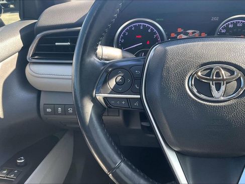 Used 2023 Toyota Camry XLE w/ Navigation Package image 11