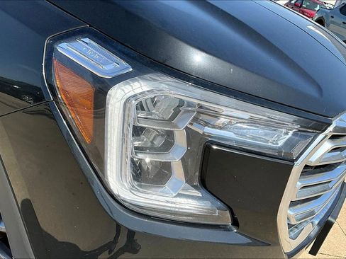 Used 2023 GMC Terrain SLT image 36