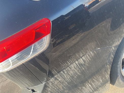 Used 2011 Toyota Sienna LE image 13