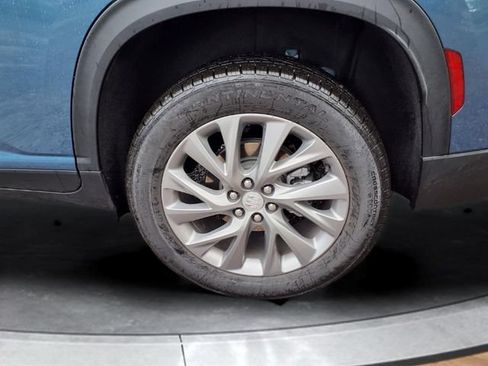 Certified 2025 Buick Enclave Preferred FWD image 16