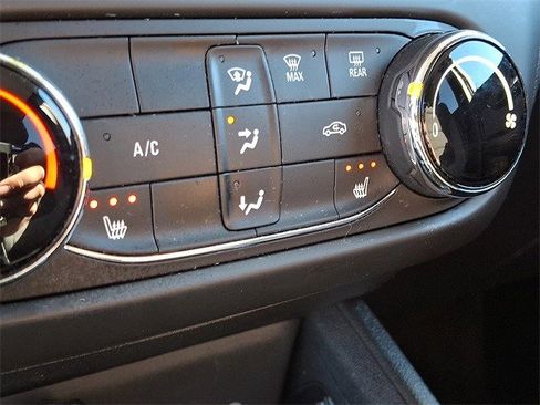 Certified 2022 Chevrolet TrailBlazer LT w/ Driver Confidence Package image 17