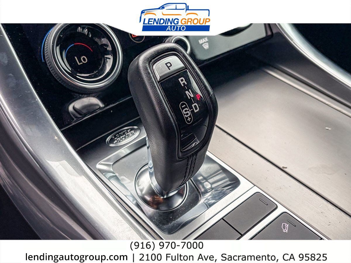 Used 2019 Land Rover Range Rover Sport SE AWD/4WD image 18