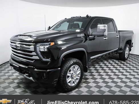 Used 2024 Chevrolet Silverado 2500 High Country w/ Technology Package AWD/4WD image 26