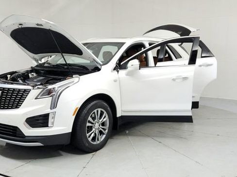 Certified 2023 Cadillac XT5 Premium Luxury image 9