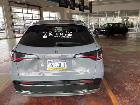 Used 2026 Honda HR-V EX-L image 6