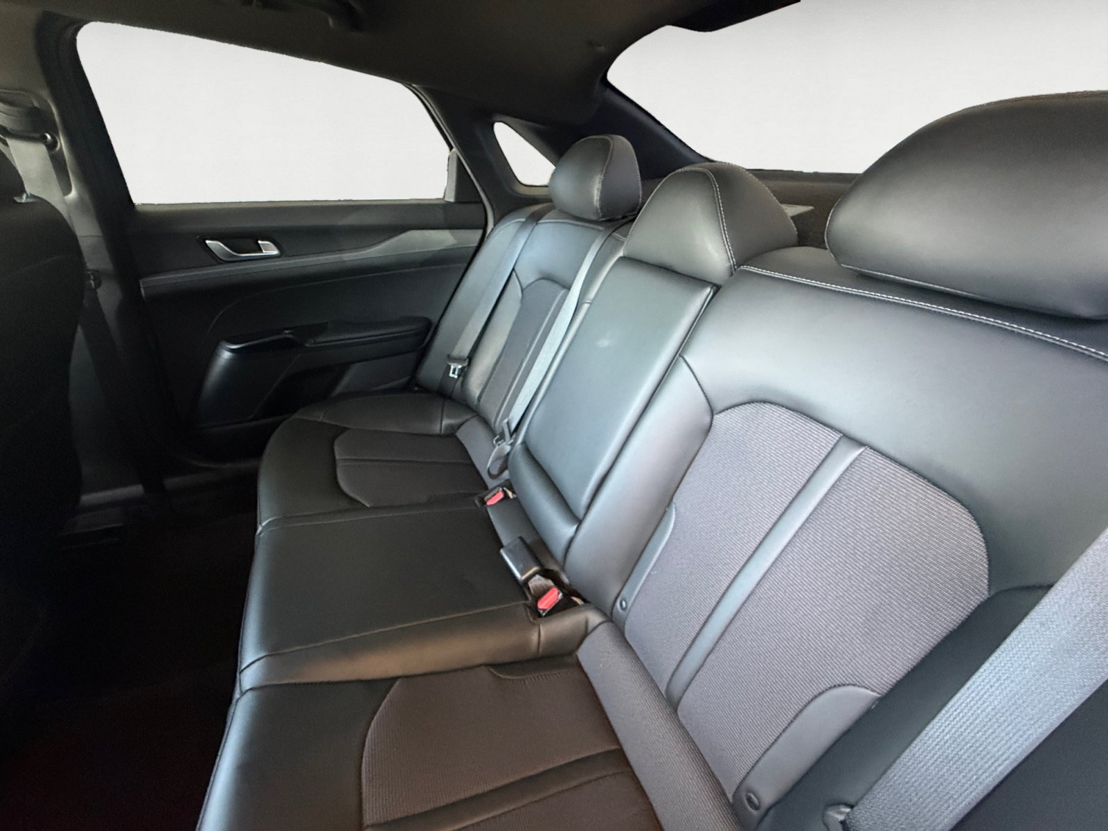 Used 2023 Kia K5 GT-Line w/ GT-Line Premium Package FWD image 13
